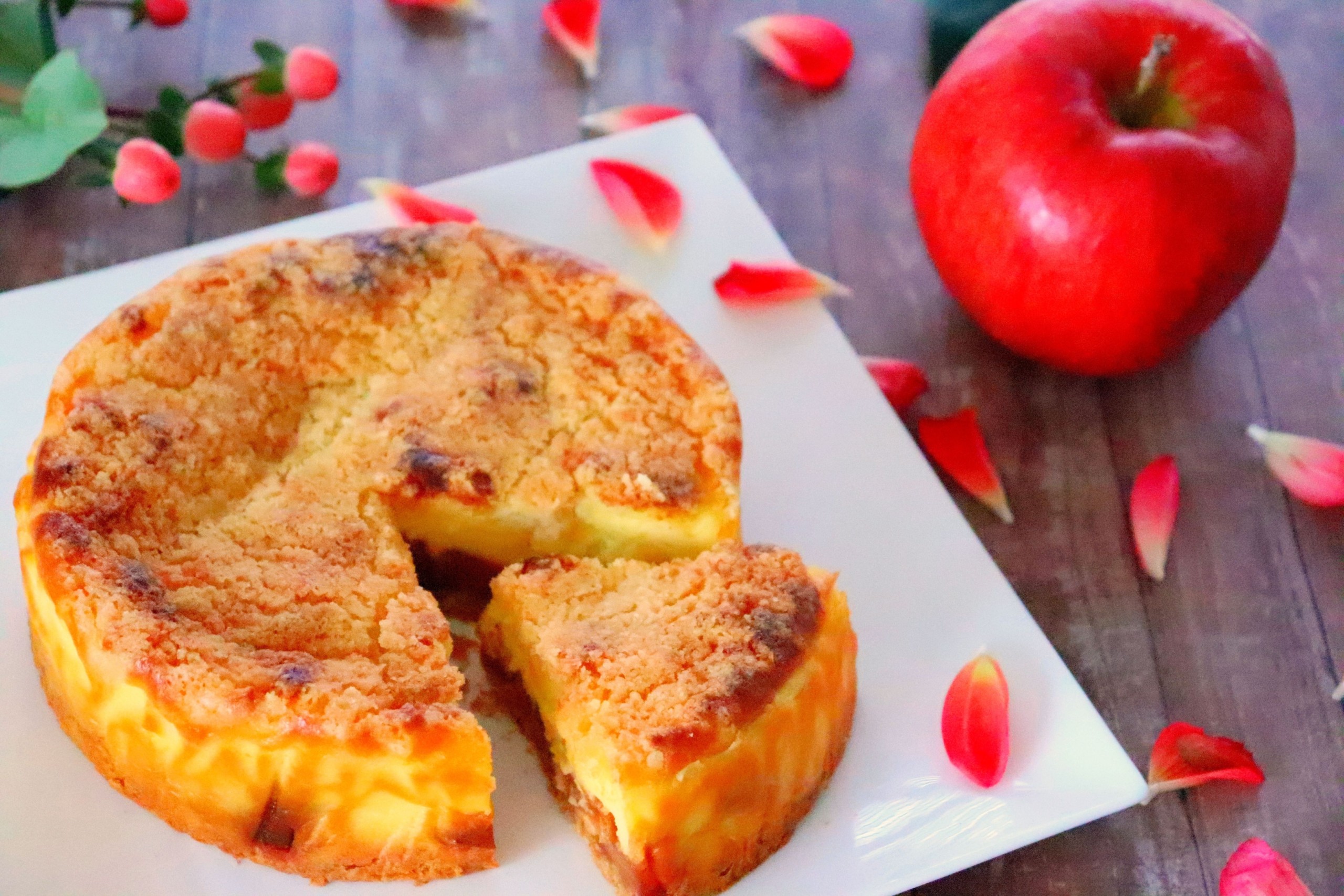 りんごのキャラメリゼが美味 クランブルチーズケーキの作り方レシピ 料理動画 かんたんかわいい姫ごはん 栄養士 和田良美のオフィシャルサイト